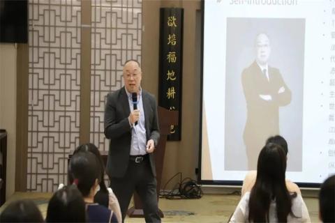 美在形体 赢在心态 | 龙门国际11月员工培训圆满结束