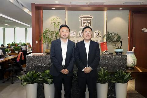明光市市委书记被龙门国际企业文化深深感动 | 深入沟通合作空间广阔